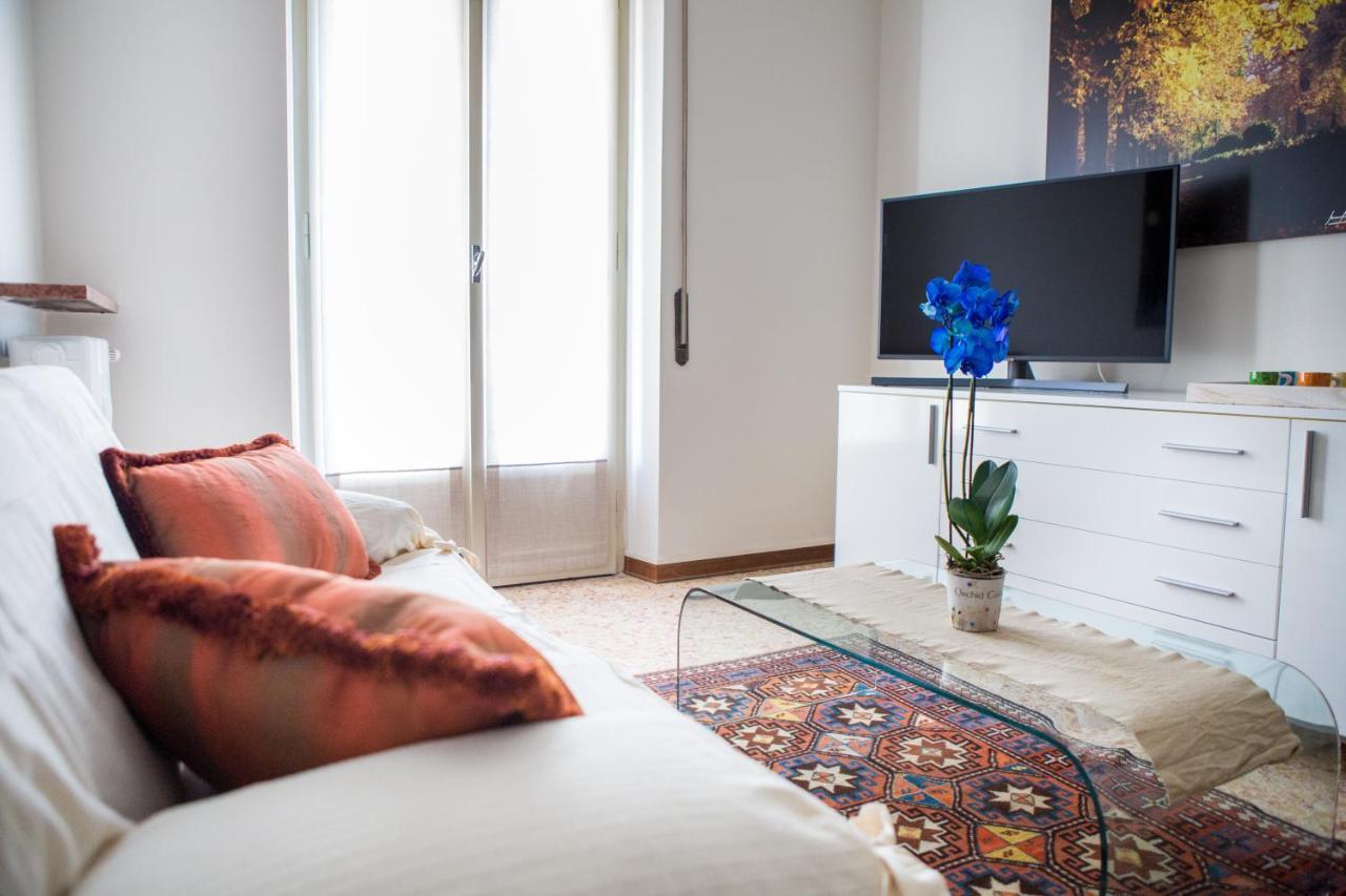 Parma A Due Passi Dal Duomo Apartment Екстер'єр фото